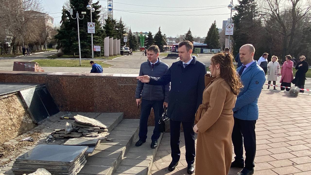 Ко Дню Победы в Энгельсе ремонтируют знаковое для жителей место